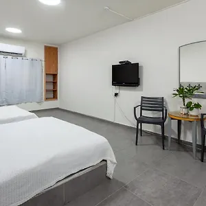 Little Hostel-5 Min Walk To The ホステル